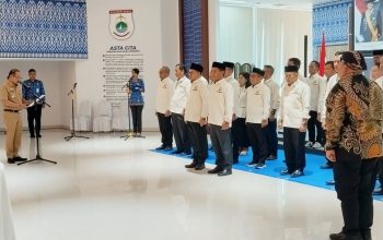 Gubernur Sulbar Terima Penghargaan Dari FKUB Atas Kontribusinya Menjaga Daerah