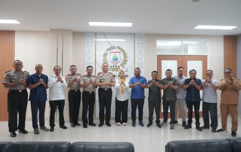 Kunjungan ke Kantor DPRD, Kapolda Sulbar Tegaskan Komitmen Kawal Aspirasi Sebagai Sarana Penyampaian Pendapat   