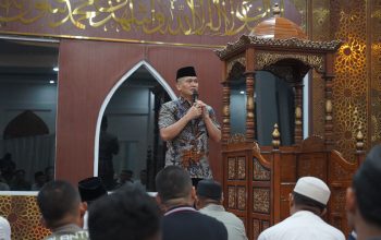 Subuh Keliling di Masjid Desa Bambu, Kapolda Sulbar Sampaikan Keselamatan Berawal dari Ketaatan