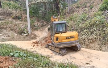 Percepat Pembangunan Infrastruktur Desa, Satgas TMMD ke-130 Kodim Mamuju Bangun Jalan Darurat di Pammulukang