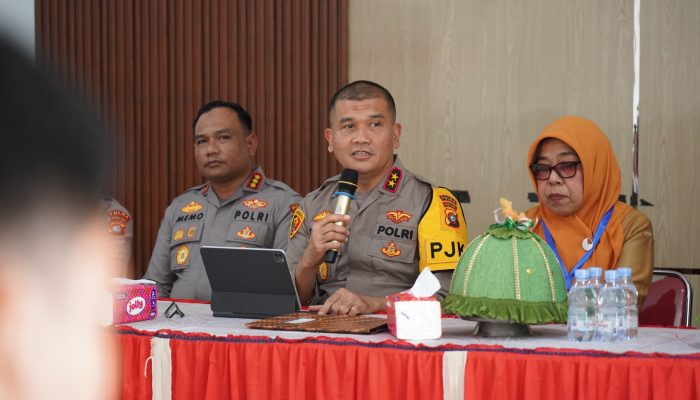 Kapolda Sulbar Dorong SMAN 1 Mamuju Bebas Bullying Menuju Generasi Produktif dan Berprestasi